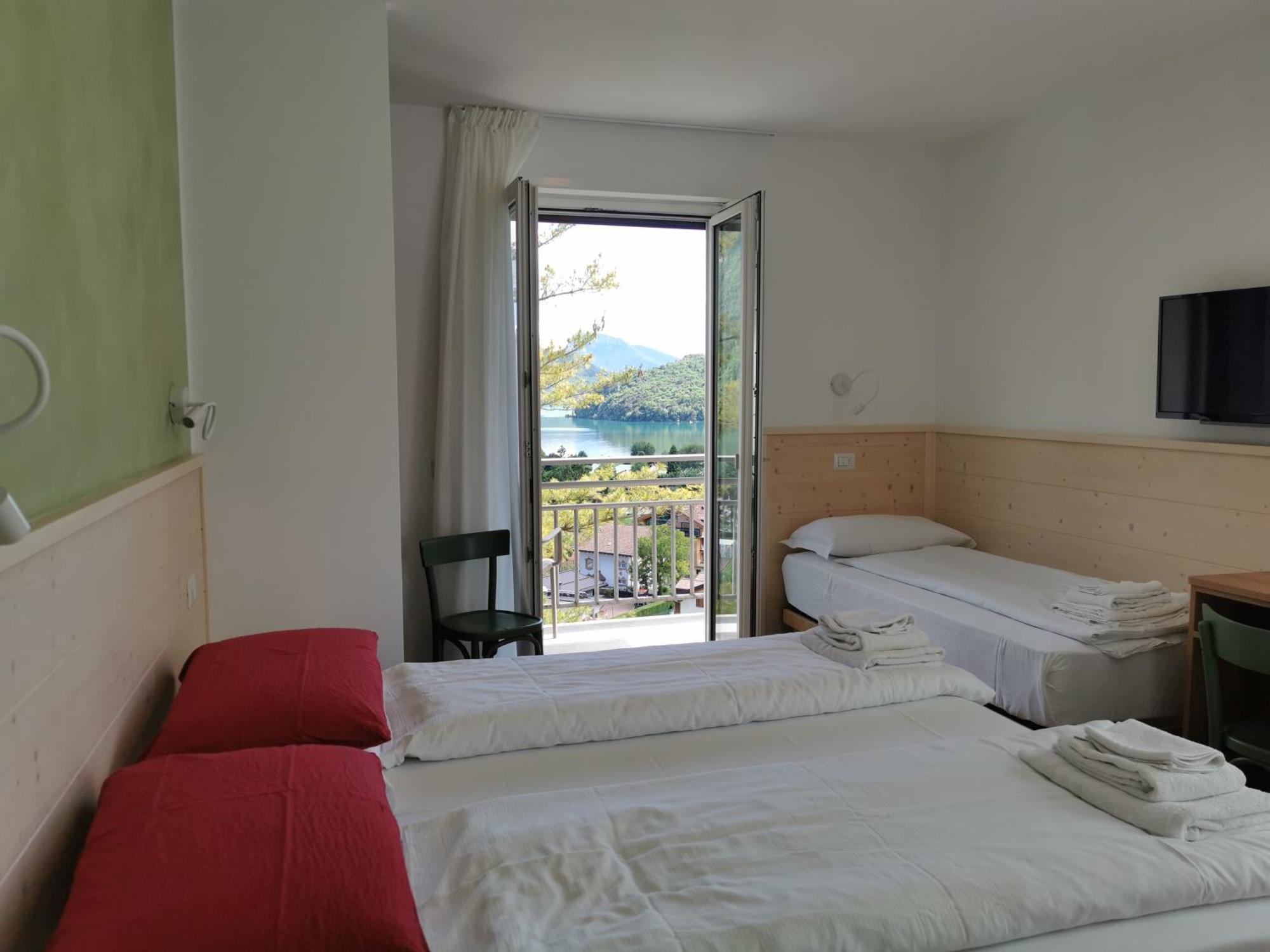Hotel Miramonti Molveno Exterior photo