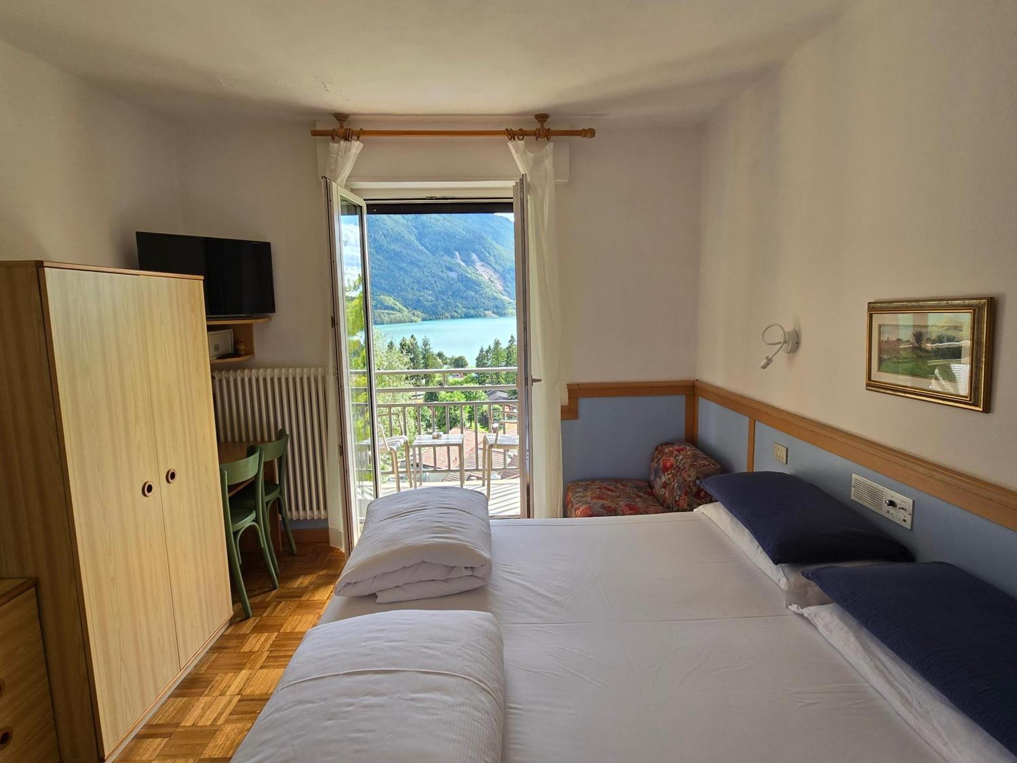 Hotel Miramonti Molveno Exterior photo